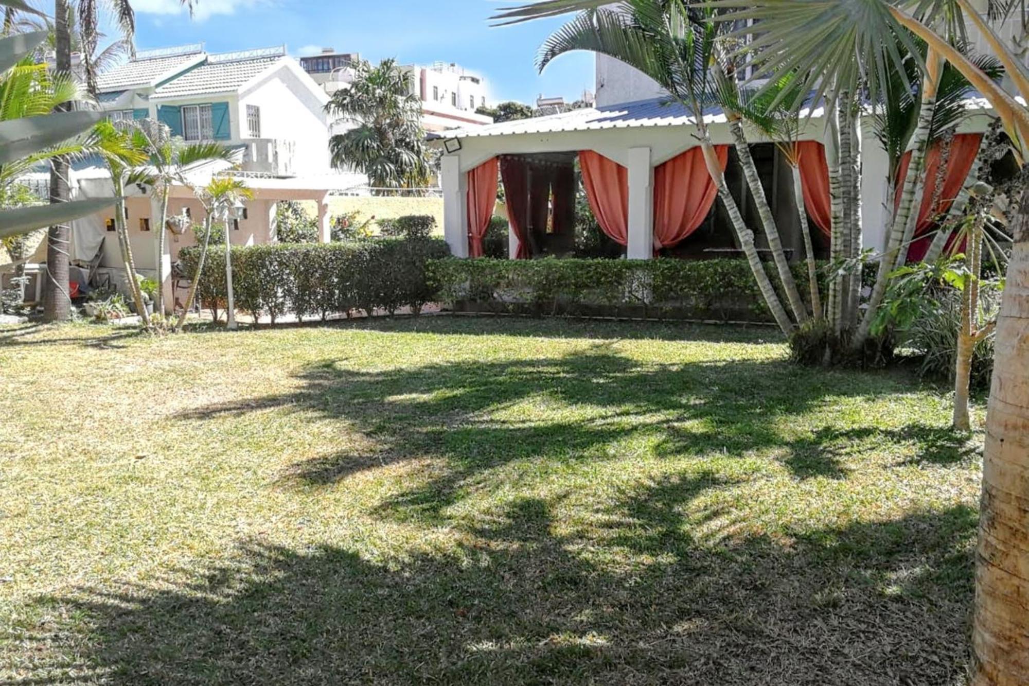 Charming Studio In Flic En Flac With Enclosed Garden 25M² Exterior photo